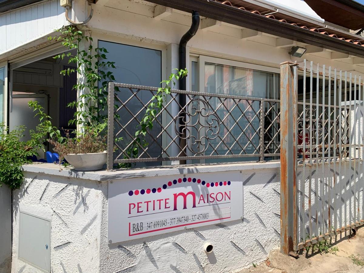 B&B Petite Maison Posada  Zewnętrze zdjęcie